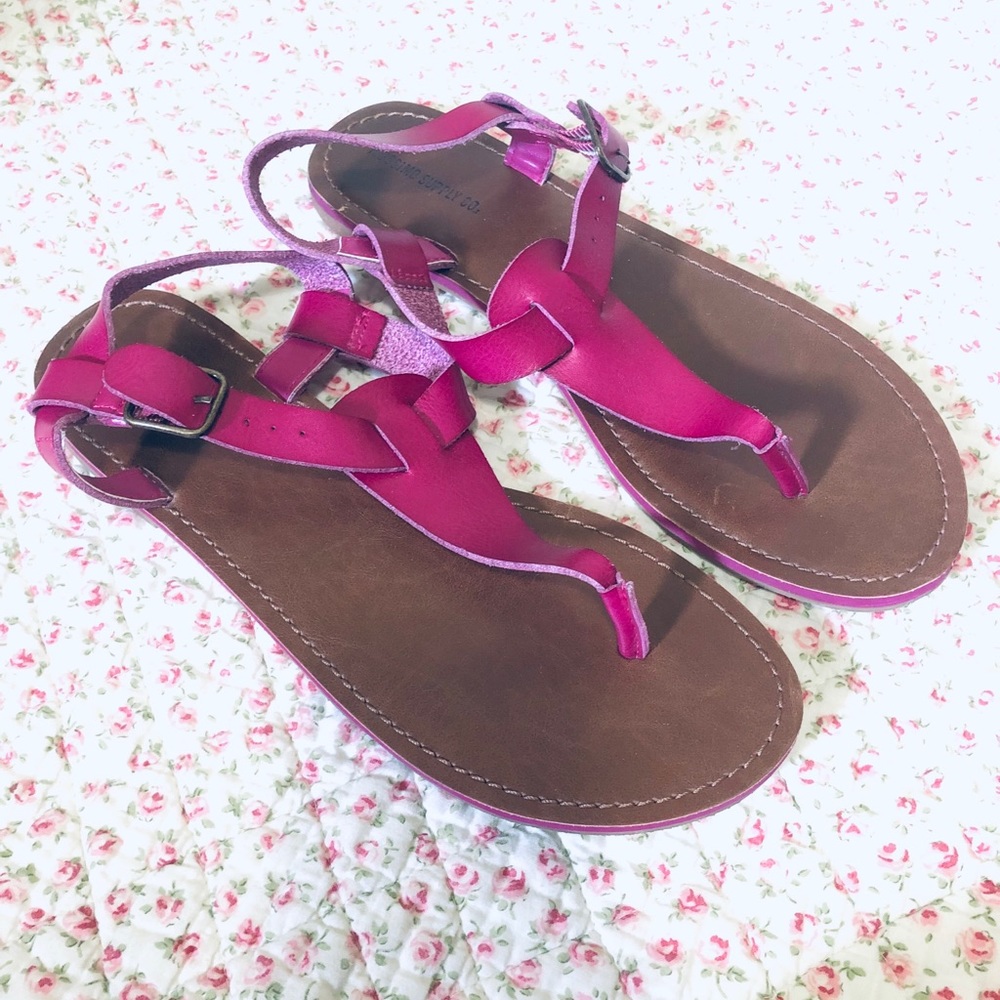 Fuchsia sandals